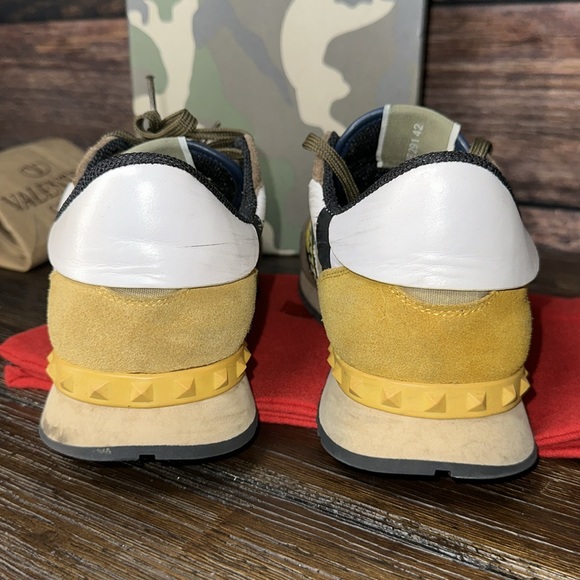 Valentino Mens Rockrunner in Yellow Camo! Size 42(9). In Great Condition! - Picture 4 of 12